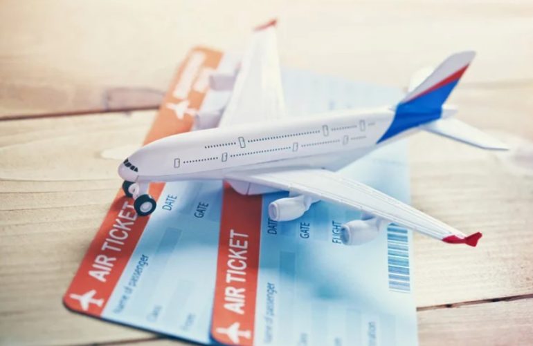 Дешевые авиабилеты Сочи – Омск: когда и где искать самые выгодные цены